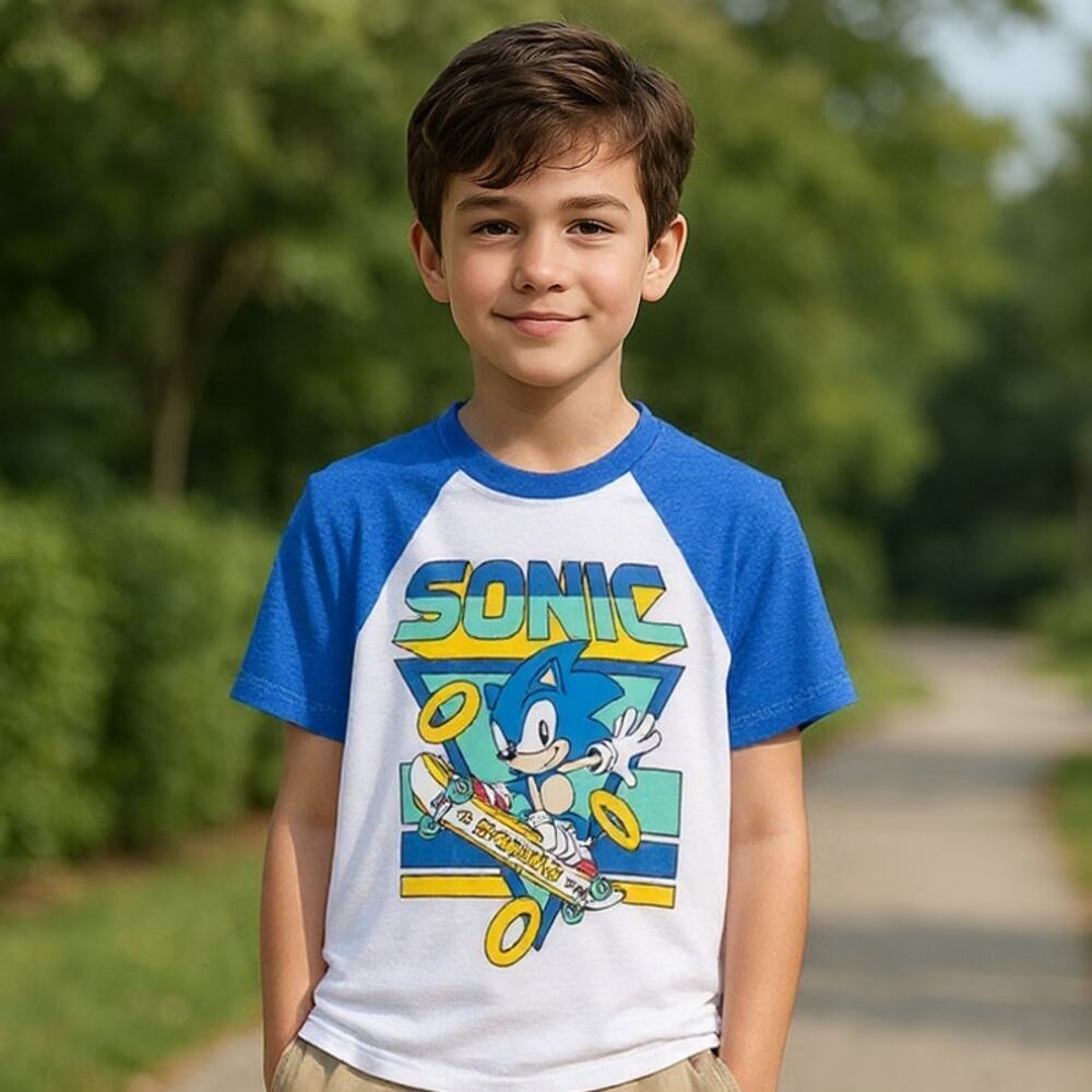 NWT Epic Threads Sonic The Hedgehog T-Shirt White/Blue L